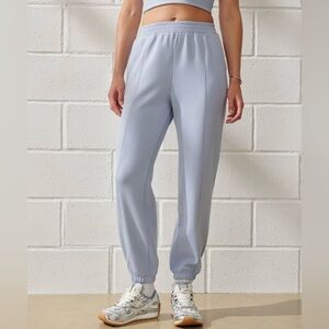 NWOT Abercrombie YPB neoKnit Joggers Sweatpants Size Small
